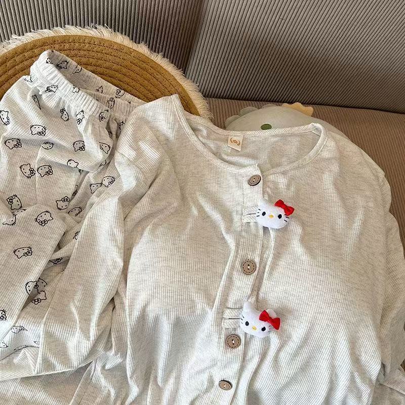 Hello Kitty pyjama met borstpa - Summer Clothes recensie en prijs