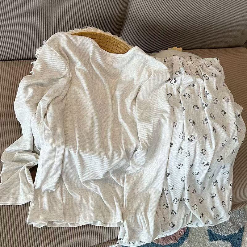 Hello Kitty pyjama met borstpa - Summer Clothes recensie en prijs