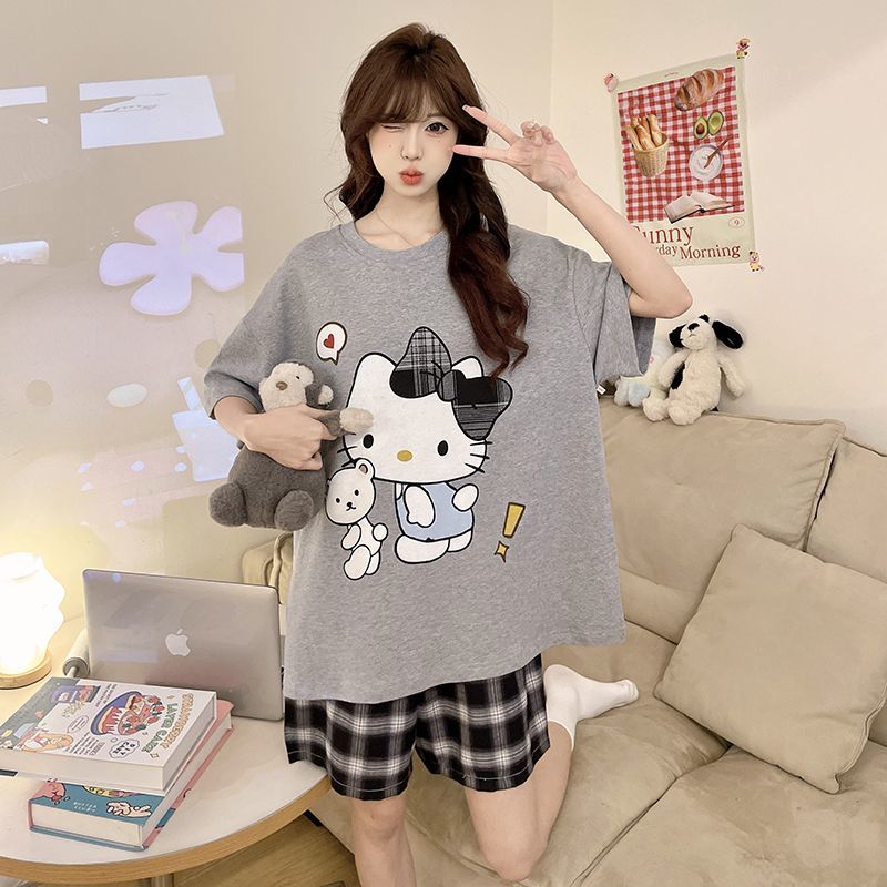 Pyjamameisje Hello Kitty Zomer - Summer Clothes recensie en prijs